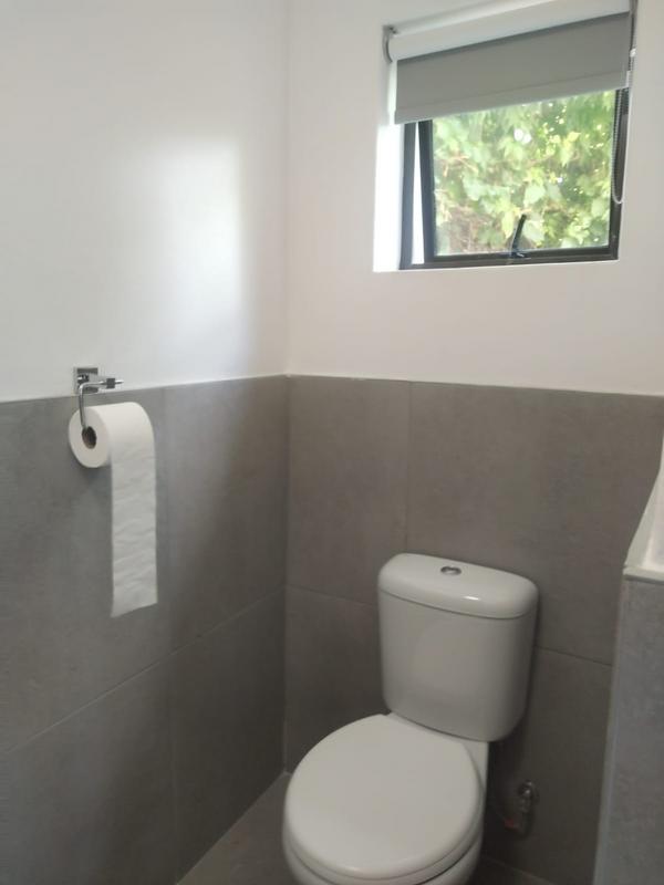 To Let 1 Bedroom Property for Rent in Vermont Western Cape